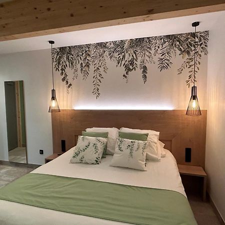 Les Orchidées Logis, Hôtel&Restaurant Verdun-sur-Meuse Esterno foto