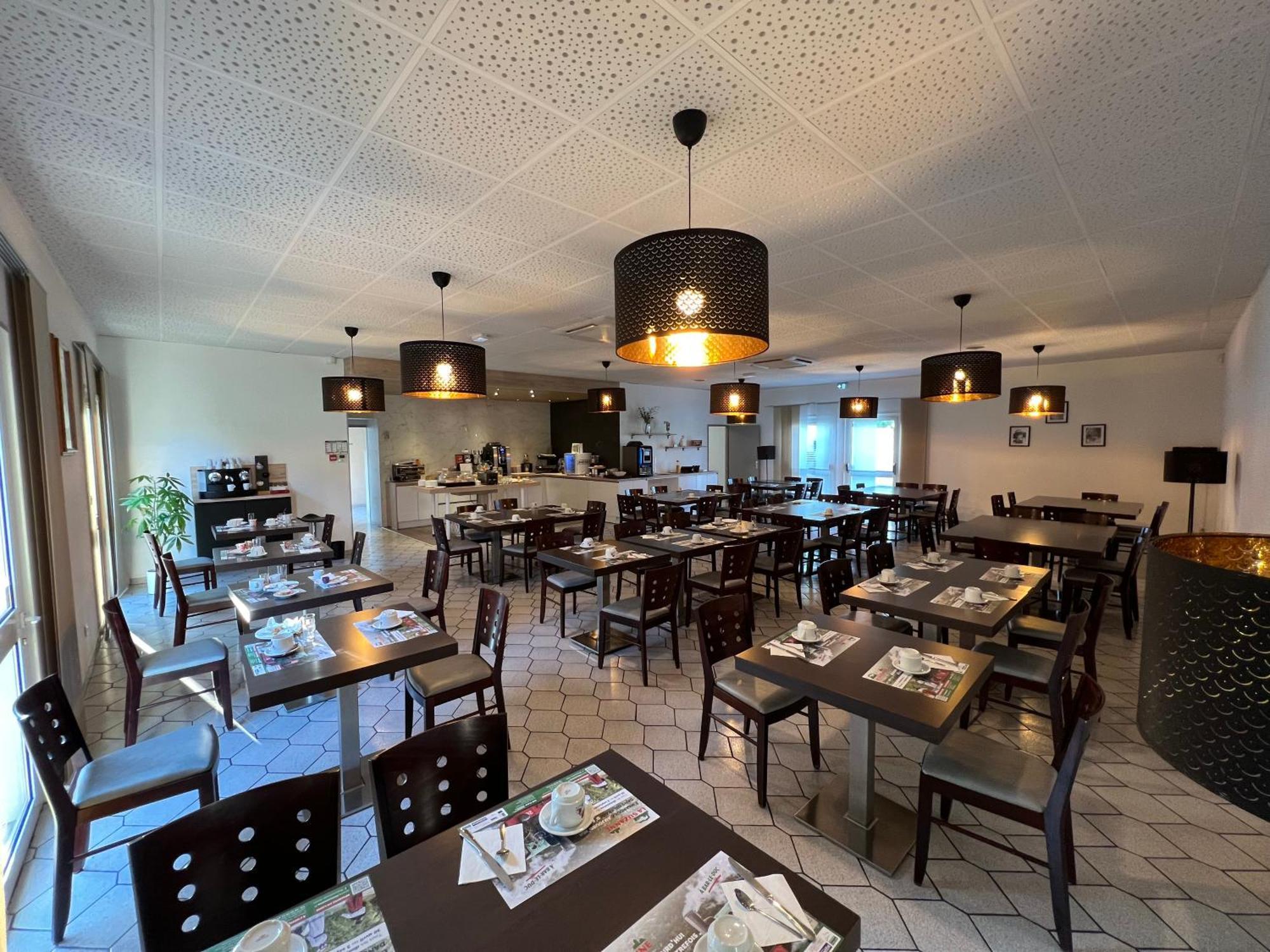 Les Orchidées Logis, Hôtel&Restaurant Verdun-sur-Meuse Esterno foto