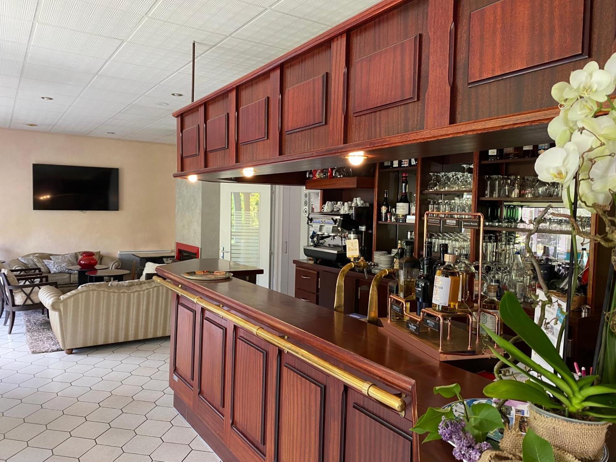 Les Orchidées Logis, Hôtel&Restaurant Verdun-sur-Meuse Esterno foto