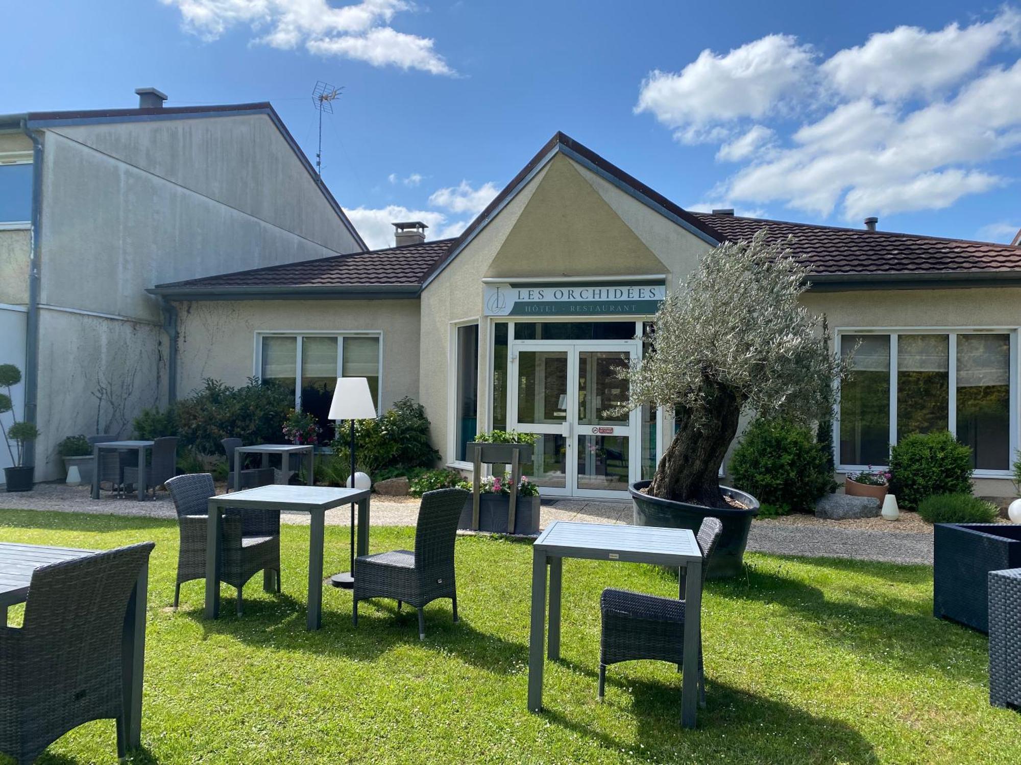 Les Orchidées Logis, Hôtel&Restaurant Verdun-sur-Meuse Esterno foto