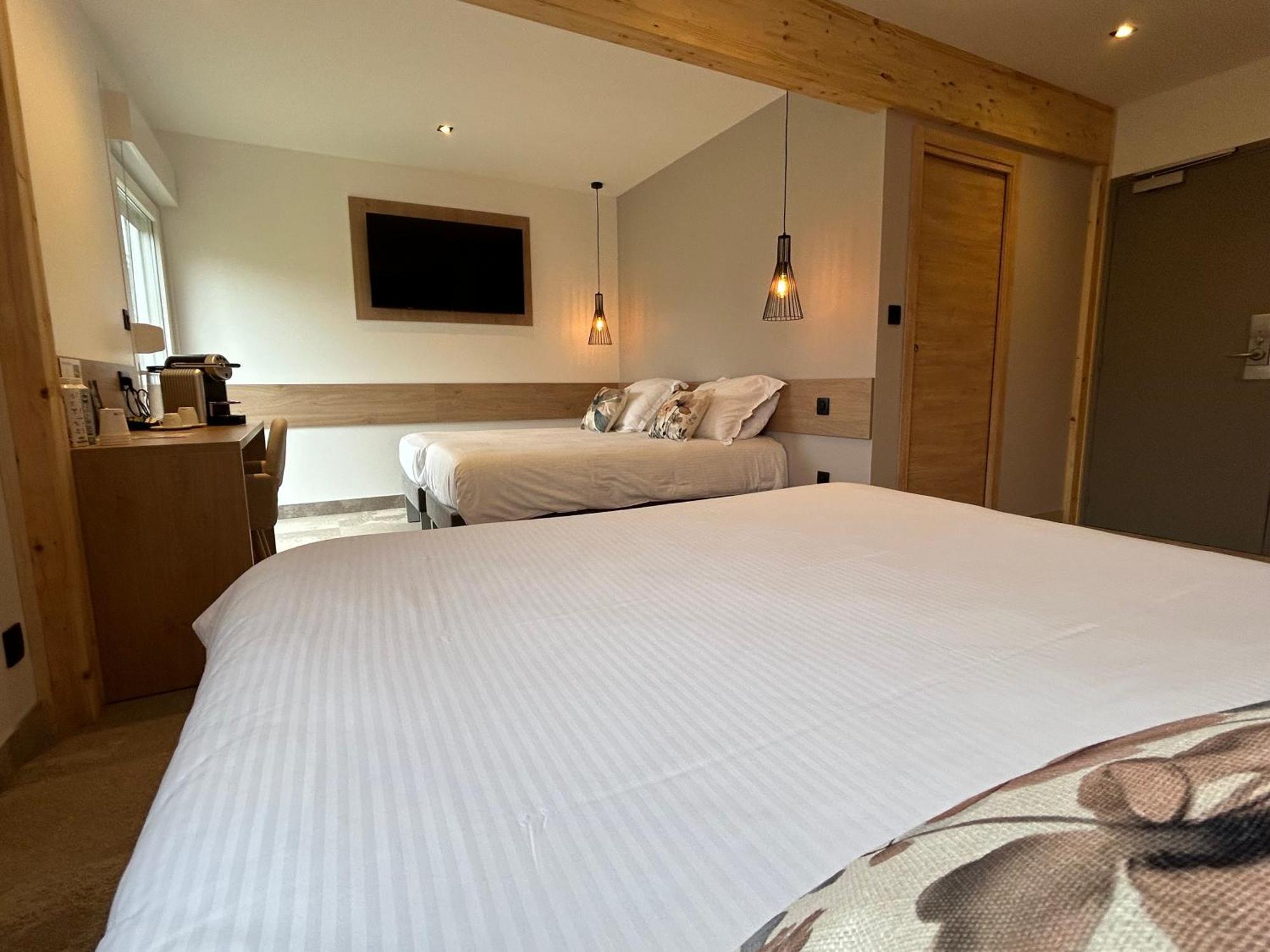 Les Orchidées Logis, Hôtel&Restaurant Verdun-sur-Meuse Esterno foto