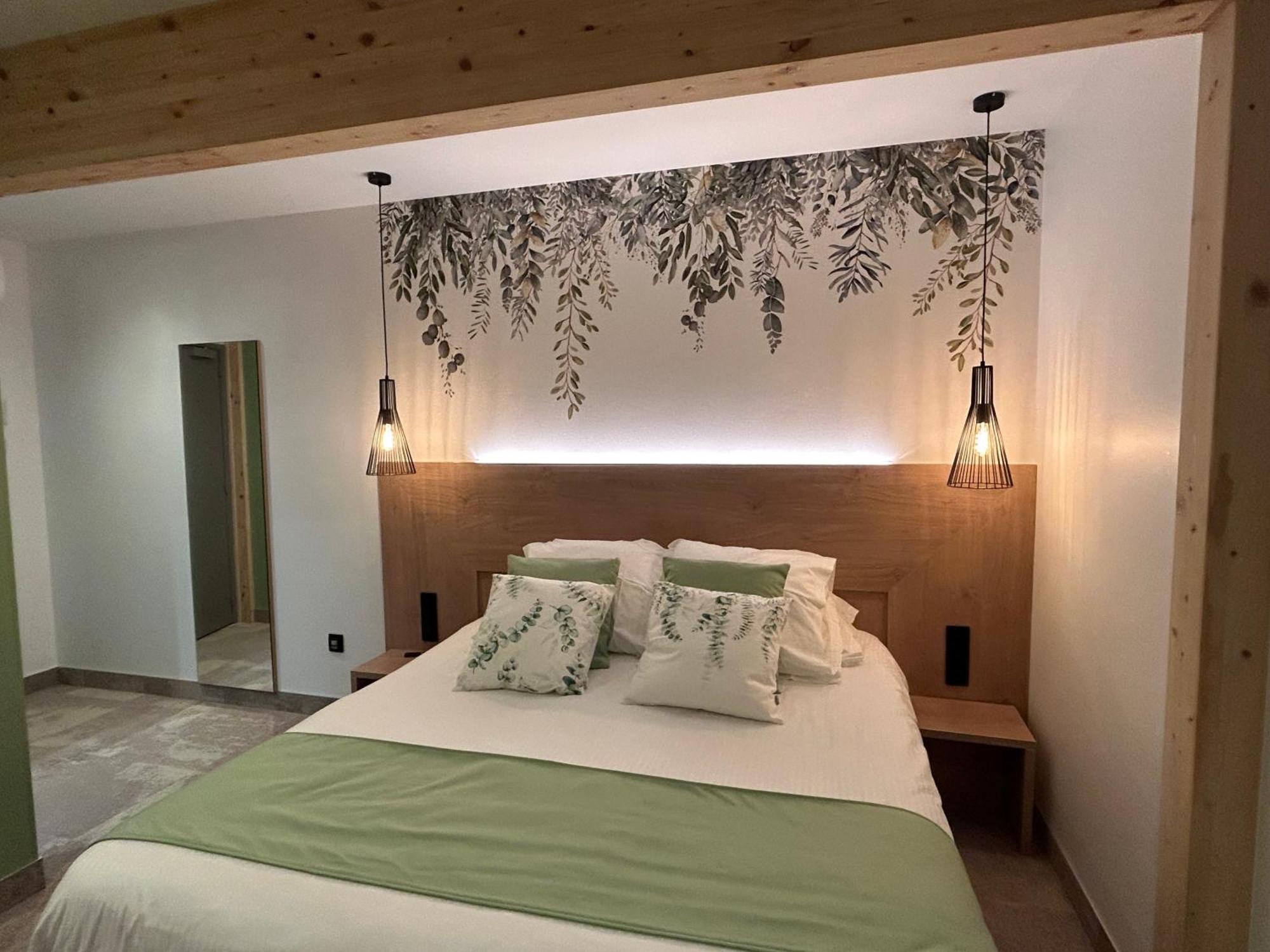 Les Orchidées Logis, Hôtel&Restaurant Verdun-sur-Meuse Esterno foto